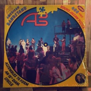 AMERICAN BANDSTAND 400 piece round jigsaw puzzle